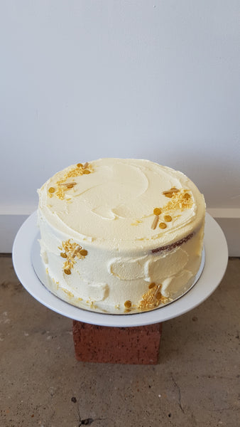 Vanilla sour cream cake