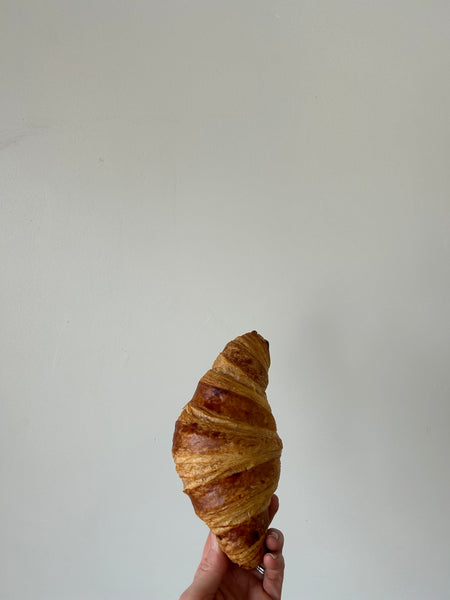 Bake-At-Home croissant 4pack